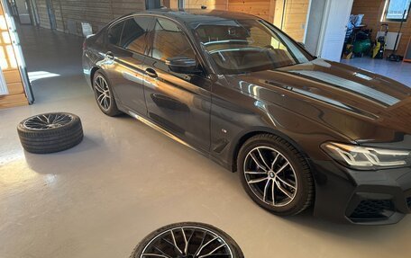 BMW 5 серия, 2022 год, 5 100 000 рублей, 12 фотография
