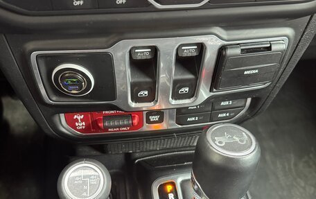 Jeep Wrangler, 2018 год, 4 400 000 рублей, 9 фотография