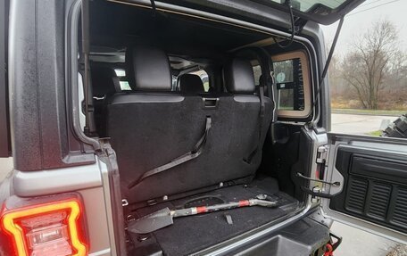 Jeep Wrangler, 2018 год, 4 400 000 рублей, 14 фотография