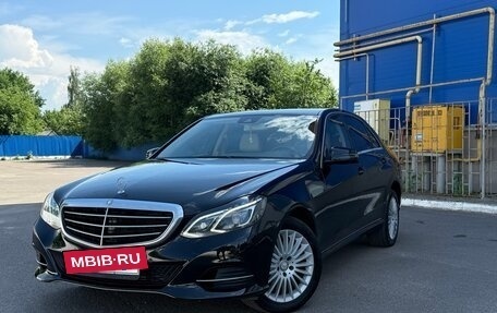 Mercedes-Benz E-Класс, 2013 год, 1 750 000 рублей, 2 фотография