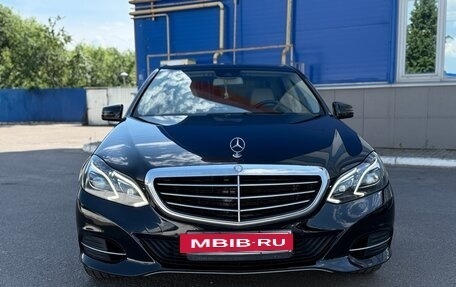 Mercedes-Benz E-Класс, 2013 год, 1 750 000 рублей, 3 фотография