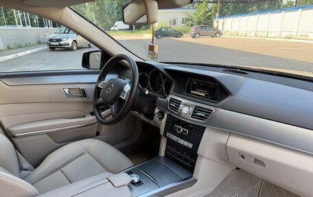 Mercedes-Benz E-Класс, 2013 год, 1 750 000 рублей, 23 фотография