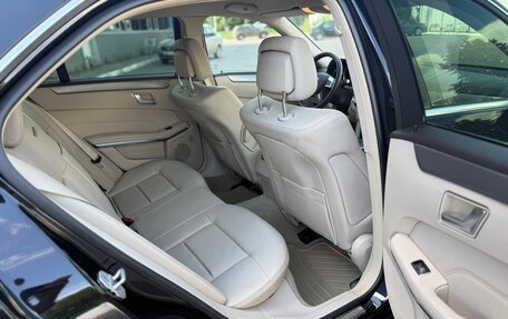 Mercedes-Benz E-Класс, 2013 год, 1 750 000 рублей, 33 фотография