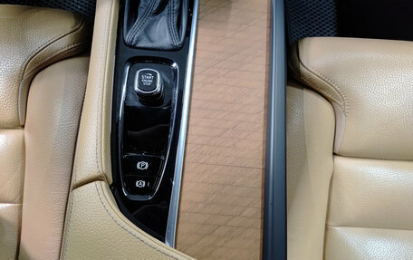 Volvo S90 II рестайлинг, 2019 год, 2 190 000 рублей, 22 фотография