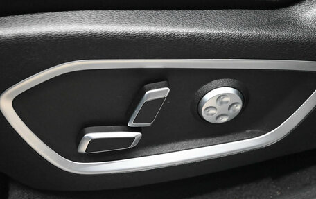 Geely Tugella FY11, 2022 год, 3 100 000 рублей, 15 фотография