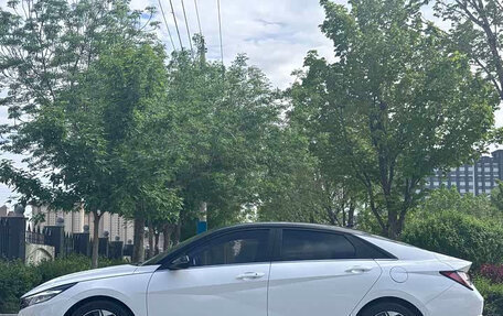 Hyundai Elantra, 2022 год, 1 304 000 рублей, 3 фотография