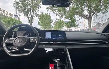 Hyundai Elantra, 2022 год, 1 304 000 рублей, 7 фотография