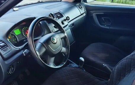 Skoda Fabia II, 2012 год, 370 000 рублей, 7 фотография