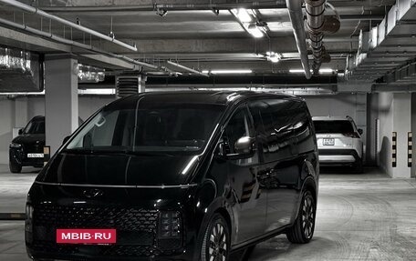 Hyundai Staria, 2023 год, 5 190 000 рублей, 4 фотография