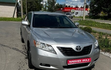 Toyota Camry, 2008 год, 725 000 рублей, 1 фотография