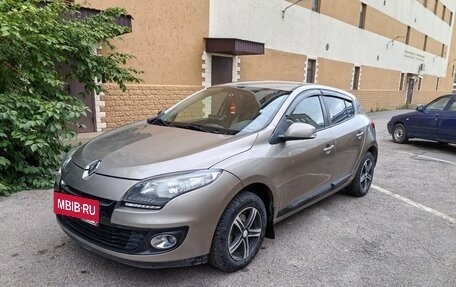 Renault Megane III, 2013 год, 765 000 рублей, 2 фотография