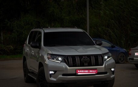 Toyota Land Cruiser Prado 150 рестайлинг 2, 2018 год, 6 500 000 рублей, 6 фотография