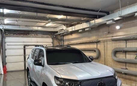 Toyota Land Cruiser Prado 150 рестайлинг 2, 2018 год, 6 500 000 рублей, 4 фотография