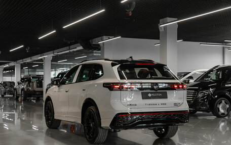 Volkswagen Tiguan, 2026 год, 4 750 000 рублей, 4 фотография