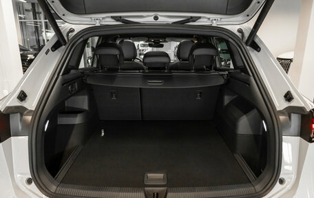 Volkswagen Tiguan, 2026 год, 4 750 000 рублей, 29 фотография