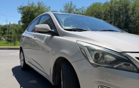 Hyundai Solaris II рестайлинг, 2014 год, 820 000 рублей, 3 фотография