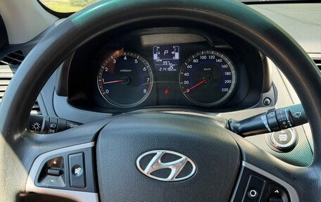 Hyundai Solaris II рестайлинг, 2014 год, 820 000 рублей, 15 фотография