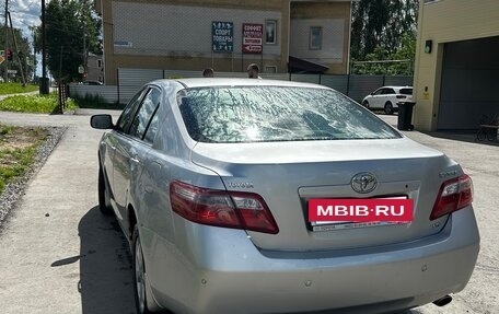 Toyota Camry, 2008 год, 725 000 рублей, 3 фотография