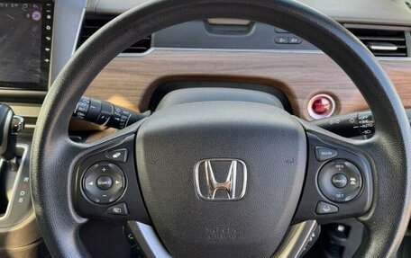 Honda Freed II, 2021 год, 1 380 000 рублей, 3 фотография
