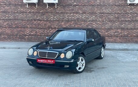 Mercedes-Benz E-Класс, 1999 год, 700 000 рублей, 3 фотография