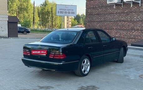 Mercedes-Benz E-Класс, 1999 год, 700 000 рублей, 6 фотография