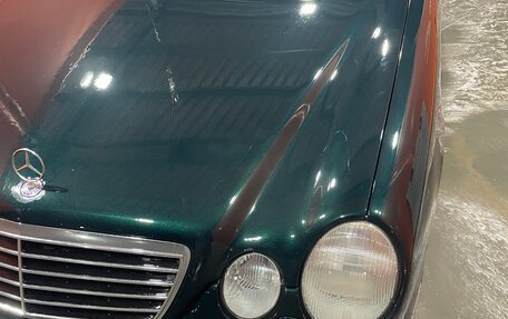 Mercedes-Benz E-Класс, 1999 год, 700 000 рублей, 21 фотография
