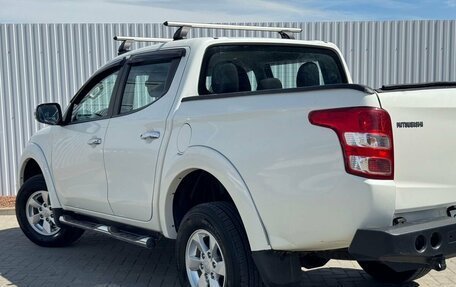 Mitsubishi L200 IV рестайлинг, 2015 год, 2 150 000 рублей, 11 фотография