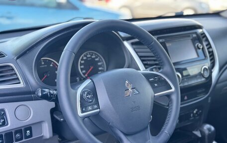 Mitsubishi L200 IV рестайлинг, 2015 год, 2 150 000 рублей, 16 фотография