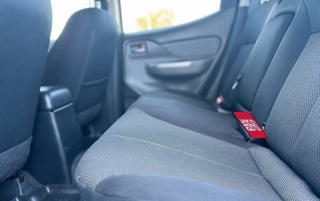 Mitsubishi L200 IV рестайлинг, 2015 год, 2 150 000 рублей, 19 фотография