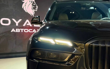 BMW X7, 2022 год, 14 400 000 рублей, 4 фотография
