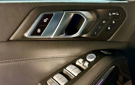 BMW X7, 2022 год, 14 400 000 рублей, 13 фотография