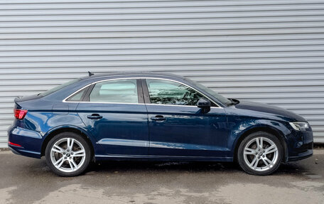 Audi A3, 2019 год, 2 100 000 рублей, 4 фотография