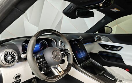Mercedes-Benz AMG GT, 2024 год, 21 000 000 рублей, 16 фотография