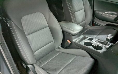 KIA Sportage IV рестайлинг, 2020 год, 2 350 000 рублей, 21 фотография