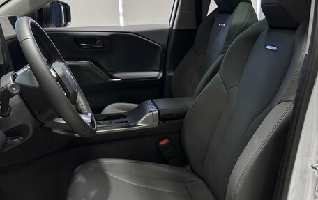 Toyota RAV4, 2026 год, 3 917 000 рублей, 15 фотография