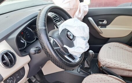 Renault Logan II, 2019 год, 275 000 рублей, 9 фотография