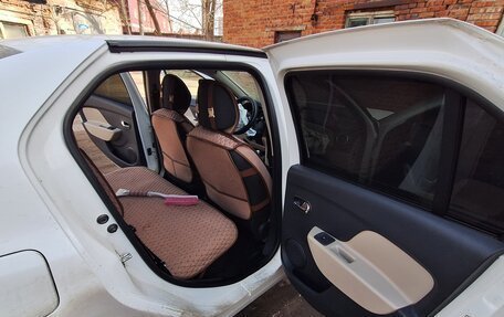 Renault Logan II, 2019 год, 275 000 рублей, 13 фотография