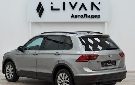 Volkswagen Tiguan II, 2019 год, 1 705 000 рублей, 2 фотография