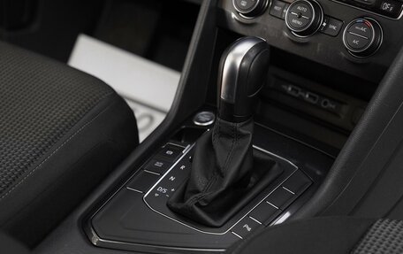 Volkswagen Tiguan II, 2019 год, 1 705 000 рублей, 9 фотография