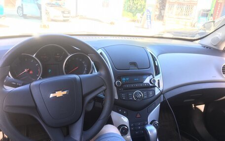 Chevrolet Cruze II, 2012 год, 700 000 рублей, 16 фотография