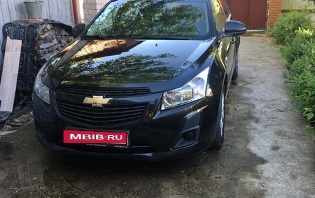 Chevrolet Cruze II, 2012 год, 700 000 рублей, 6 фотография