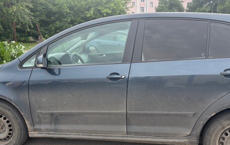 Volkswagen Golf Plus II, 2010 год, 370 000 рублей, 2 фотография