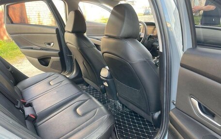 Hyundai Elantra, 2022 год, 1 450 000 рублей, 9 фотография