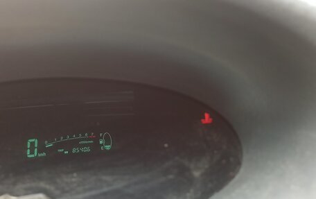 Toyota Yaris I рестайлинг, 2002 год, 375 000 рублей, 5 фотография