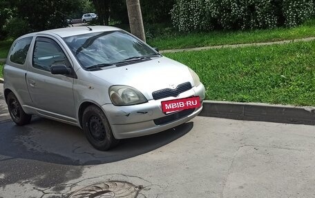 Toyota Yaris I рестайлинг, 2002 год, 375 000 рублей, 3 фотография