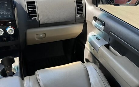 Toyota Tundra II, 2007 год, 3 000 000 рублей, 8 фотография