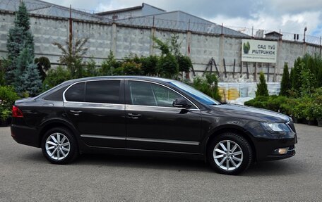 Skoda Superb III рестайлинг, 2013 год, 1 350 000 рублей, 4 фотография
