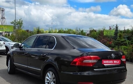 Skoda Superb III рестайлинг, 2013 год, 1 350 000 рублей, 7 фотография