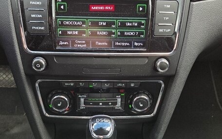 Skoda Superb III рестайлинг, 2013 год, 1 350 000 рублей, 17 фотография