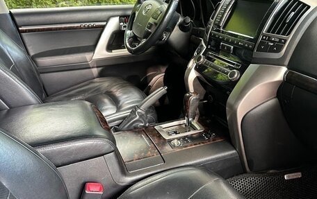Toyota Land Cruiser 200, 2014 год, 3 490 000 рублей, 4 фотография